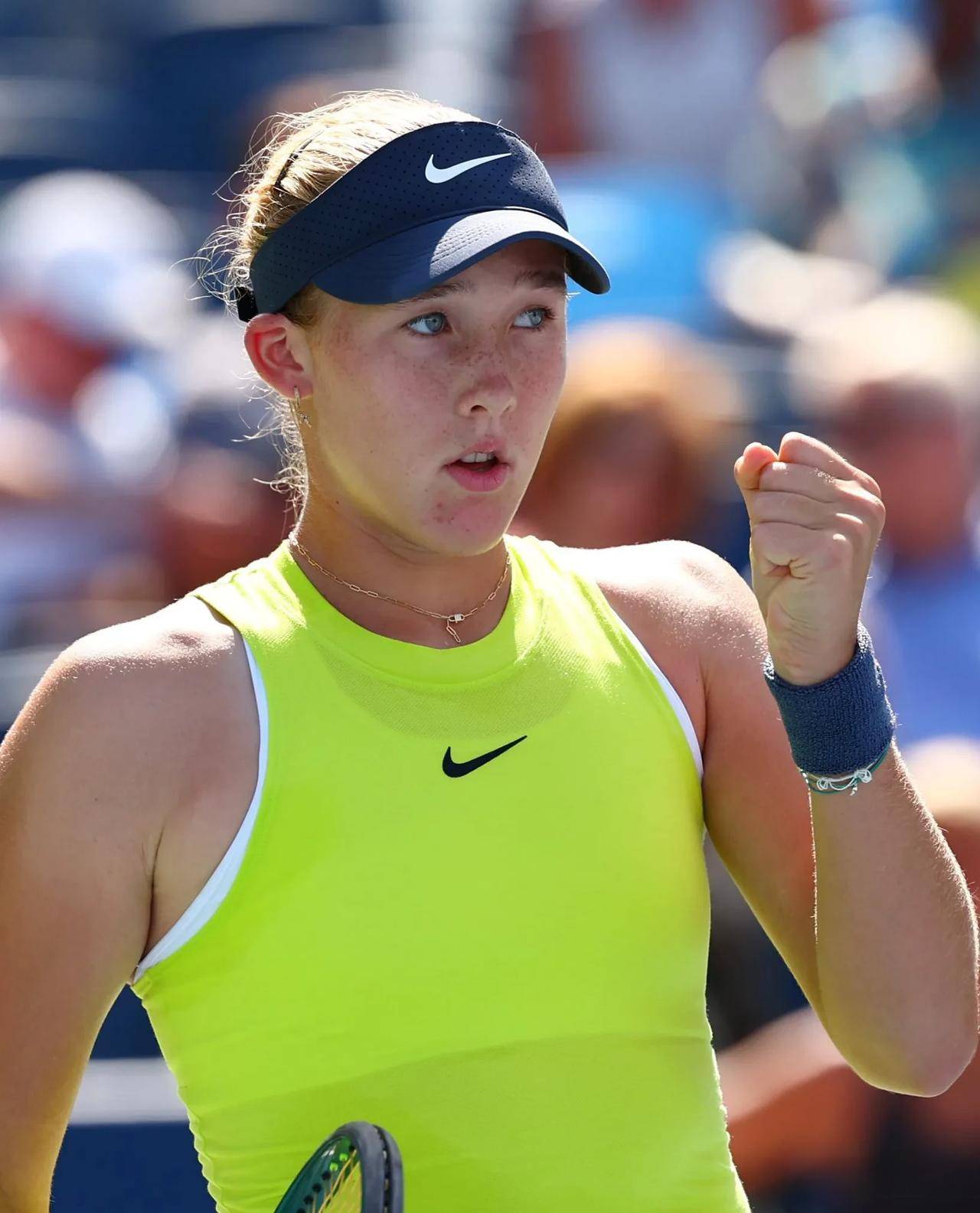 詹姆斯和浓 詹姆斯和浓