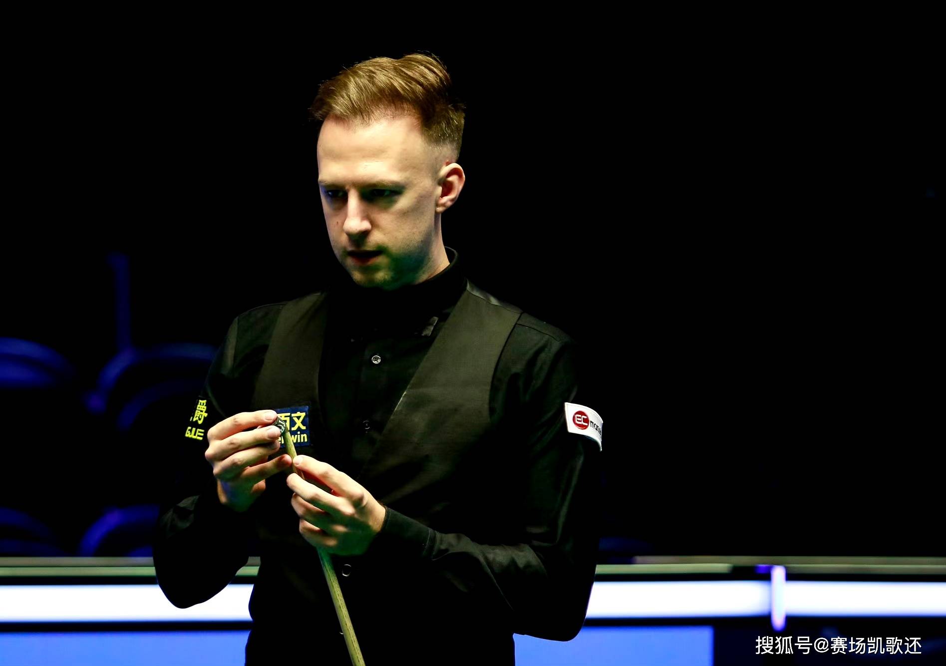 替补身份登 替补身份登